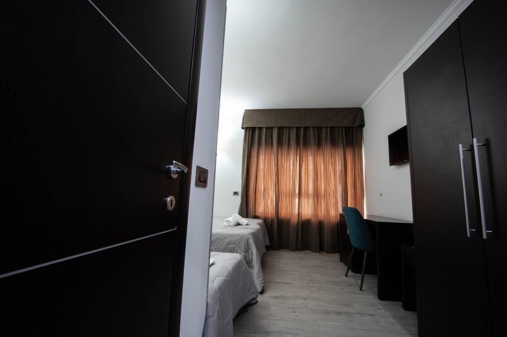 Pensión Seven Kings Relais 3*
